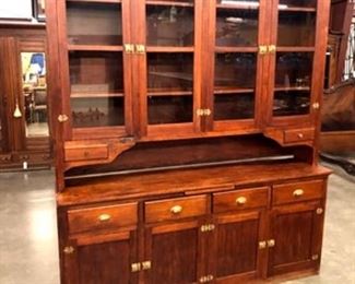 LARGE KITCHEN CABINET