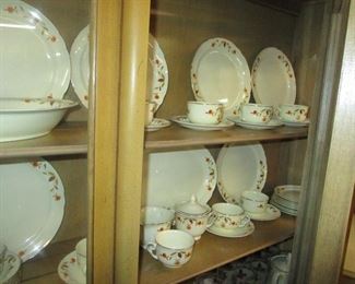 JEWEL TEA AUTUMN LEAF CHINA