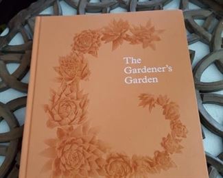 Book “The Gardeners Garden”