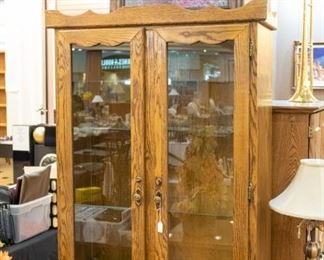 Gun Cabinet/Curio Cabinet - converts to either one.