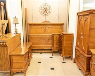This Lexington oak set is so nice....Lingerie cabinet, jewelry armoire, headboard/footboard, dresser, cabinet, and two nightstands.