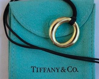 18k Gold Elsa Peretti Tiffany & Co Necklace