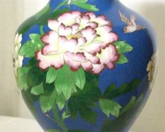 Collectible Signed Chinese Cloisonné Vase