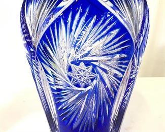 CRYSTAL CLEAR Cut Crystal Art Glass Vase