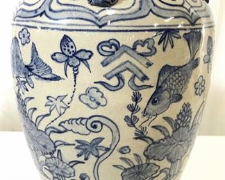 Vintage Chinoiserie Signed Asian Porcelain Vase