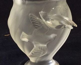 LALIQUE FRANCE Birds Frosted Crystal Vase