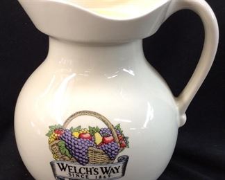 VTG. WELCH’S WAY PITCHER, WELCH GRAPES