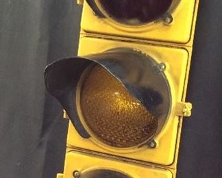 3 LAMP STREET STOP LIGHT