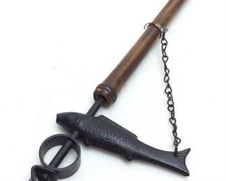 VTG. CAST IRON CARP BAMBOO TELESCOPE HANGER