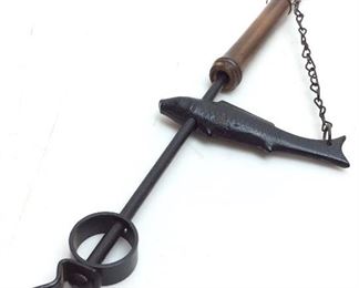 VTG. CAST IRON CARP BAMBOO TELESCOPE HANGER
