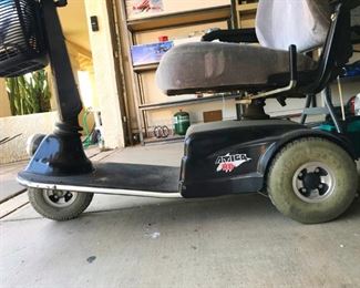 Amigo RD Delux motorized scooter with harmar lift