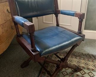 leather director’s chair 