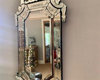 Venetian-style mirror 