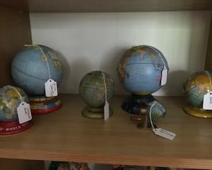 Tin Globe Banks
