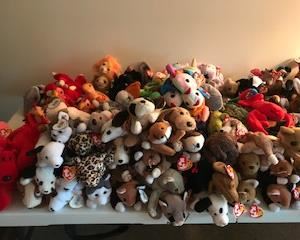 Hundreds of Beanie Babies