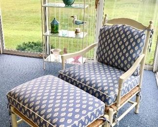 Arm chair w/ ottoman, matches coffee table & side tables