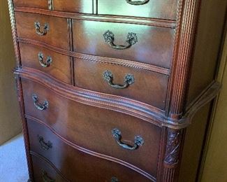 Chest of drawers for bedroom set