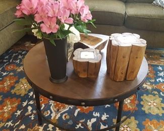 Coffee table - rug
