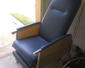 Drive Medical Geriatric Chair