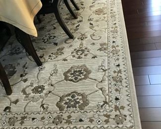 carpet in dining room