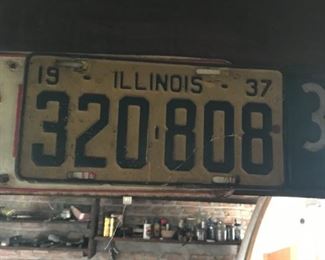 VINTAGE ILLINOIS 1937 LICENSE PLATE - BUY IT NOW $15