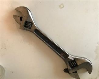 VINTAGE CRESCENT DOUBLE END ADJUSTABLE 8" 10' WRENCH - BUY IT NOW $60