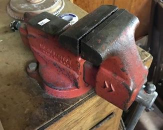 VINTAGE CRAFTSMAN VISE 506.51801 - BUY IT NOW $50