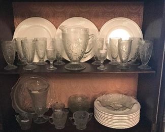 Depression glass Iris pattern 