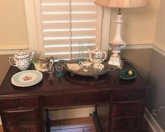 Mint English mahogany ladies desk/vanity.