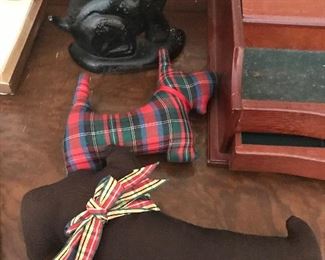 Cast iron Scottie and Scottie pillows