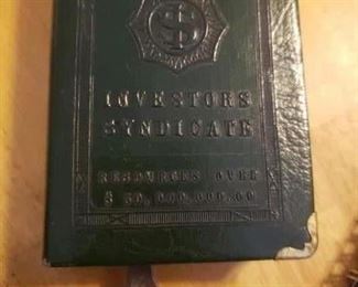 Vintage Bank with key