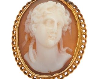 Lot 62 Shell Cameo, 14k Yellow Gold, Metal Stickpin in Box