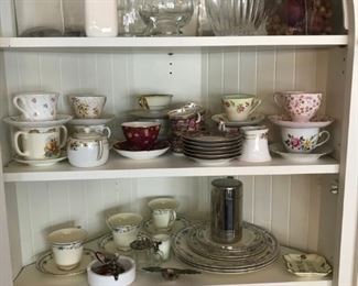 teacups with saucers, Noritake set