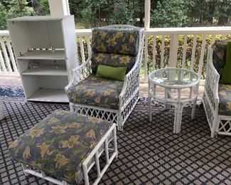 White wicker chairs