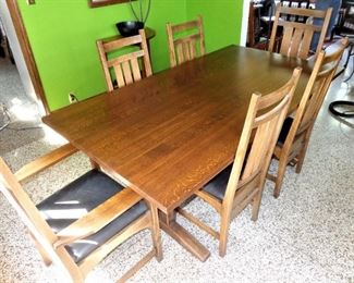 Stickley DR table & 6 chairs