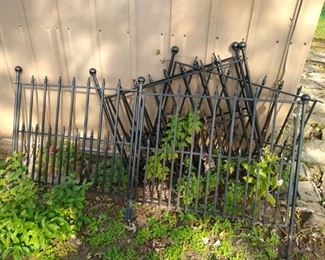 Metal fencing