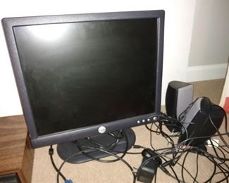 Dell computer with speakers