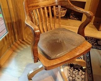 WOOD OFFICE CHAIR