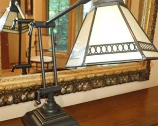 STAINED GLASS LAMP
