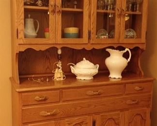 OAK 2 PC STORAGE HUTCH