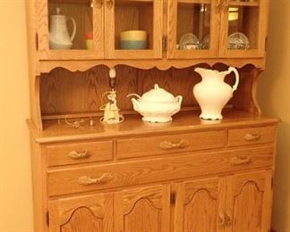 OAK 2 PC STORAGE HUTCH