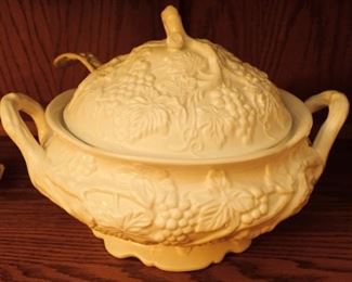 SOUP TUREEN