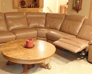 NATUZZI LEATHER ROUND SECTIONAL - WITH 3 - POWER RECLINERS  - SIZE 115" TO MIDDLE 115" TO END X 37 DEEP X 38" TALL - EXCELLENT CONDITION