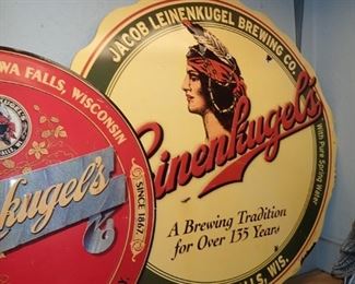 LEINENKUGLE BEER SIGNS