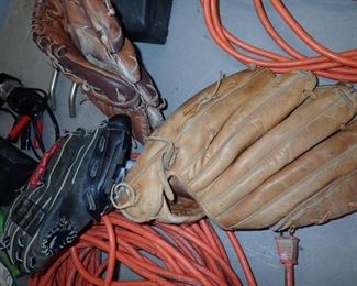 BASEBALL GLOVES