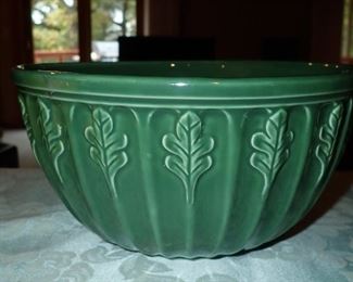 GREEN MIXING BOWL