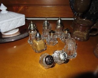 SALT & PEPPER SHAKERS