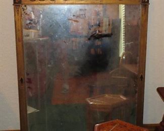 ANTIQUE GOLD GILDED MIRROR