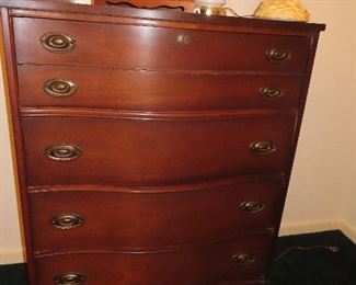 BASSETT DRESSER - MADE IN USA