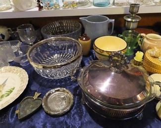 VINTAGE SERVING BOWLS